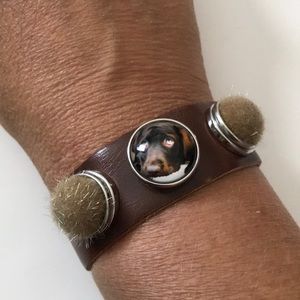 Brown leather 3 snap bracelet with snaps